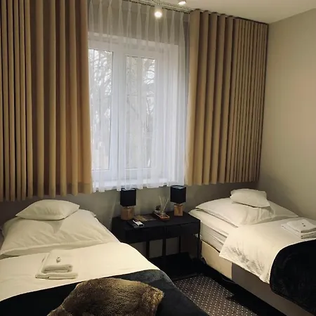 Wlodary Tennis Junior Bed & Breakfast *