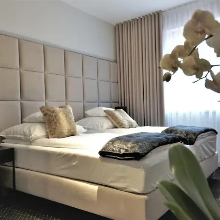 Nocleg ze śniadaniem Włodary Tennis Junior