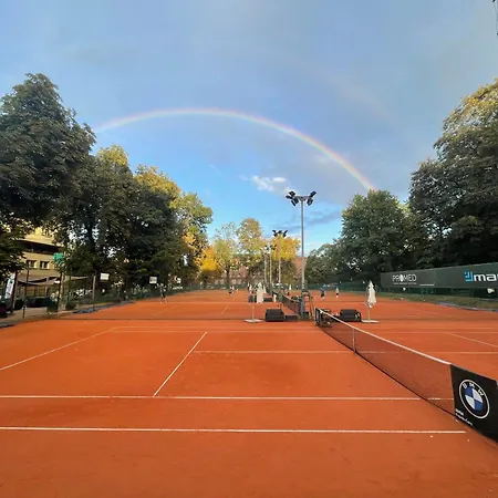 Wlodary Tennis Junior Готель типу 