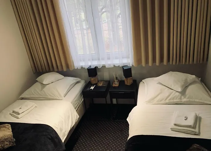 Bed and breakfast Wlodary Tennis Junior Częstochowa