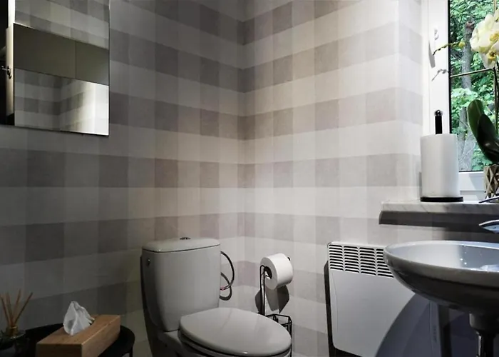 Wlodary Tennis Junior Bed and breakfast *