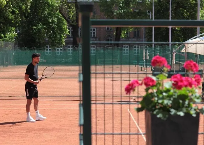 Bed and breakfast Wlodary Tennis Junior *